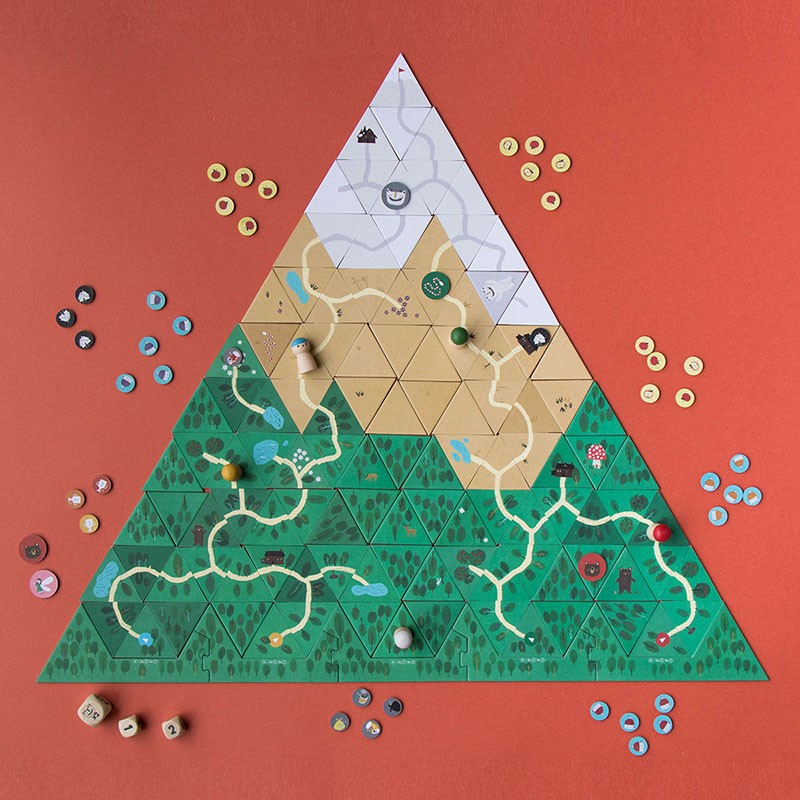 Family Game - CLIMB THE MOUNTAIN